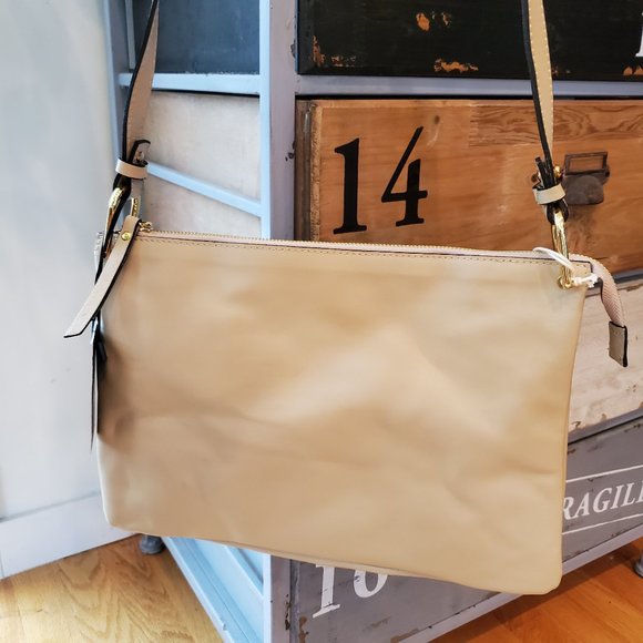 NWT A Bellucci Italy Lt Camel Nappa Leather Purse - Picture 3 of 8